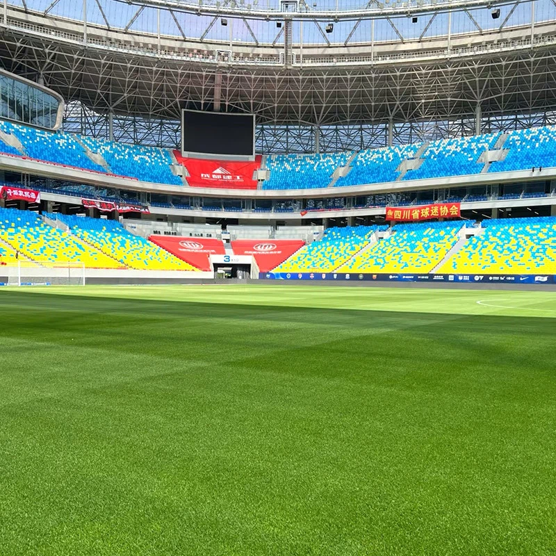 Nicht erfüllter Fußballkünstlicher Rasen